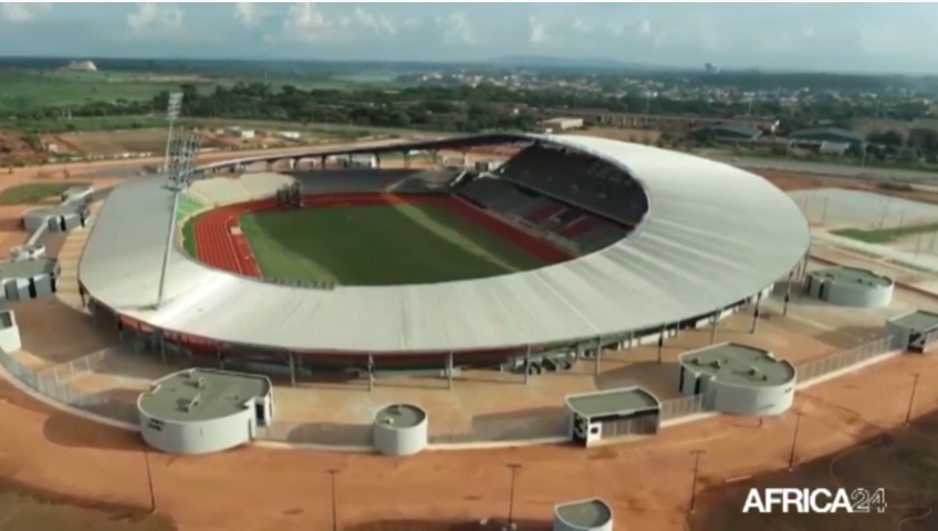 Côte d'Ivoire : les travaux de construction du stade de Yamoussoukro ...